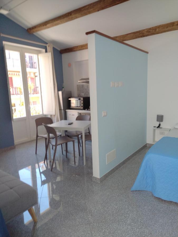 La Reggia Apartments Milazzo Buitenkant foto